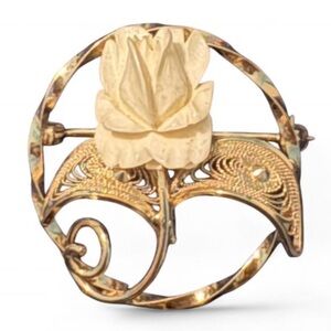 Karen Lynne stamped K.L. Brooch Vintage 12-Karat Gold Filled Carved Cream Floral